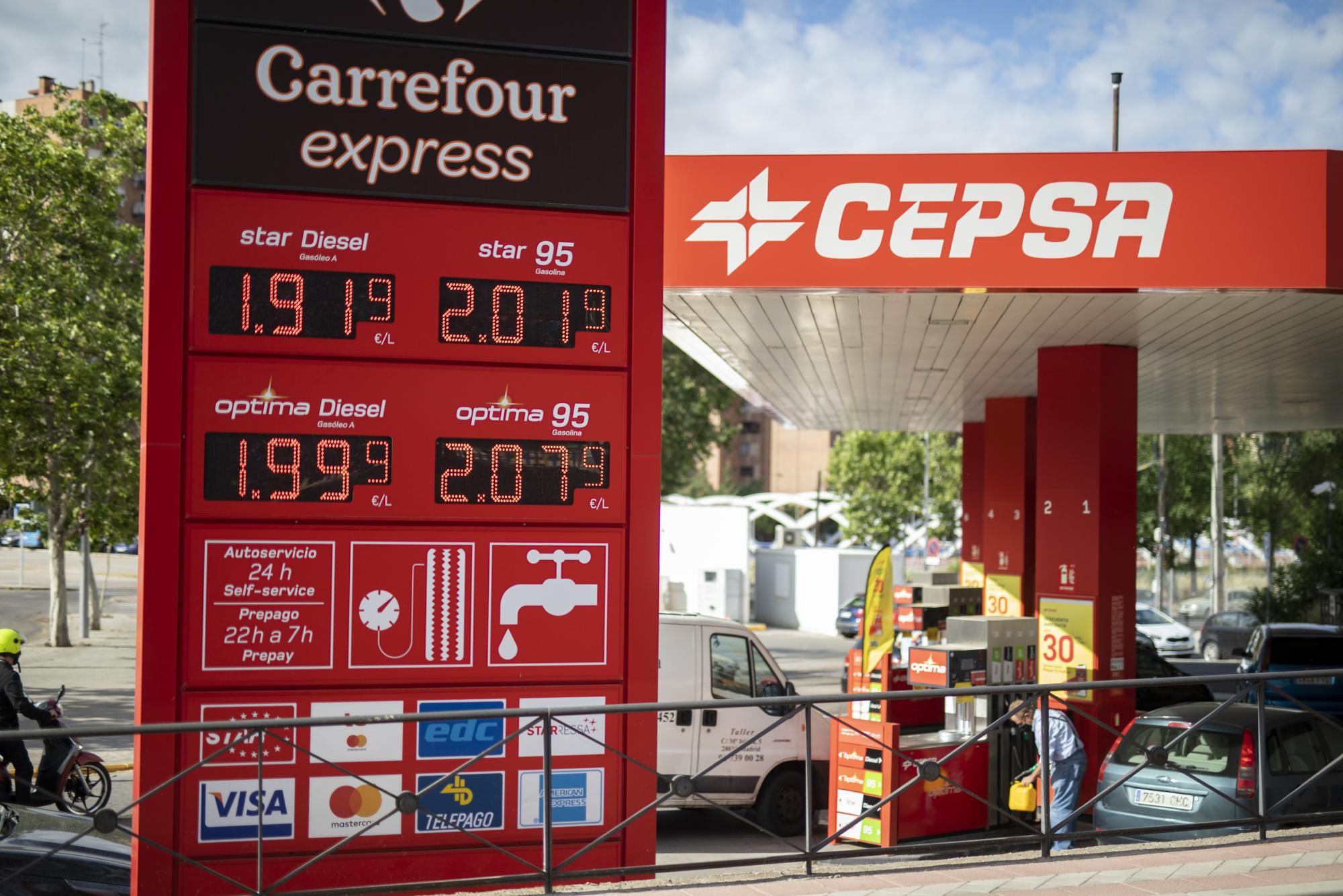 Cesta compra gasolina Revista 62